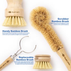 Introducing our Bamboo Dish Cleaning Set: comprehensive and sustainable. Includes a replaceable brush with an extra head for uninterrupted cleaning. Plus, a robust bamboo scrub brush and a handy brush for quick tasks.