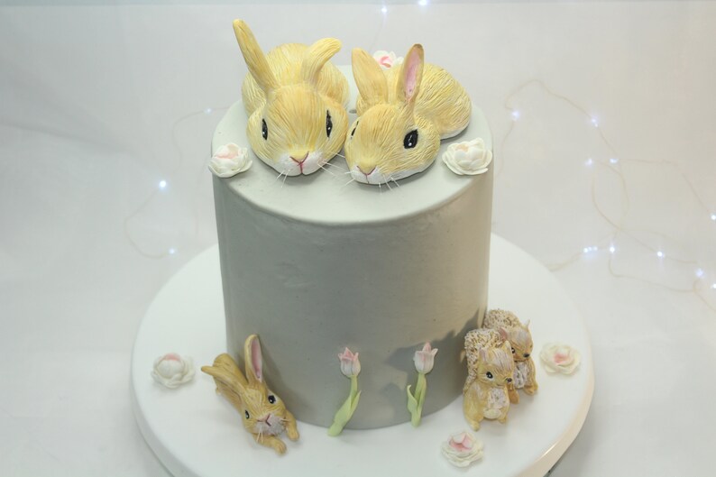 Rabbits in Fondant Cake Topper, Easter, Cold Porcelain, Fondant Cake ...