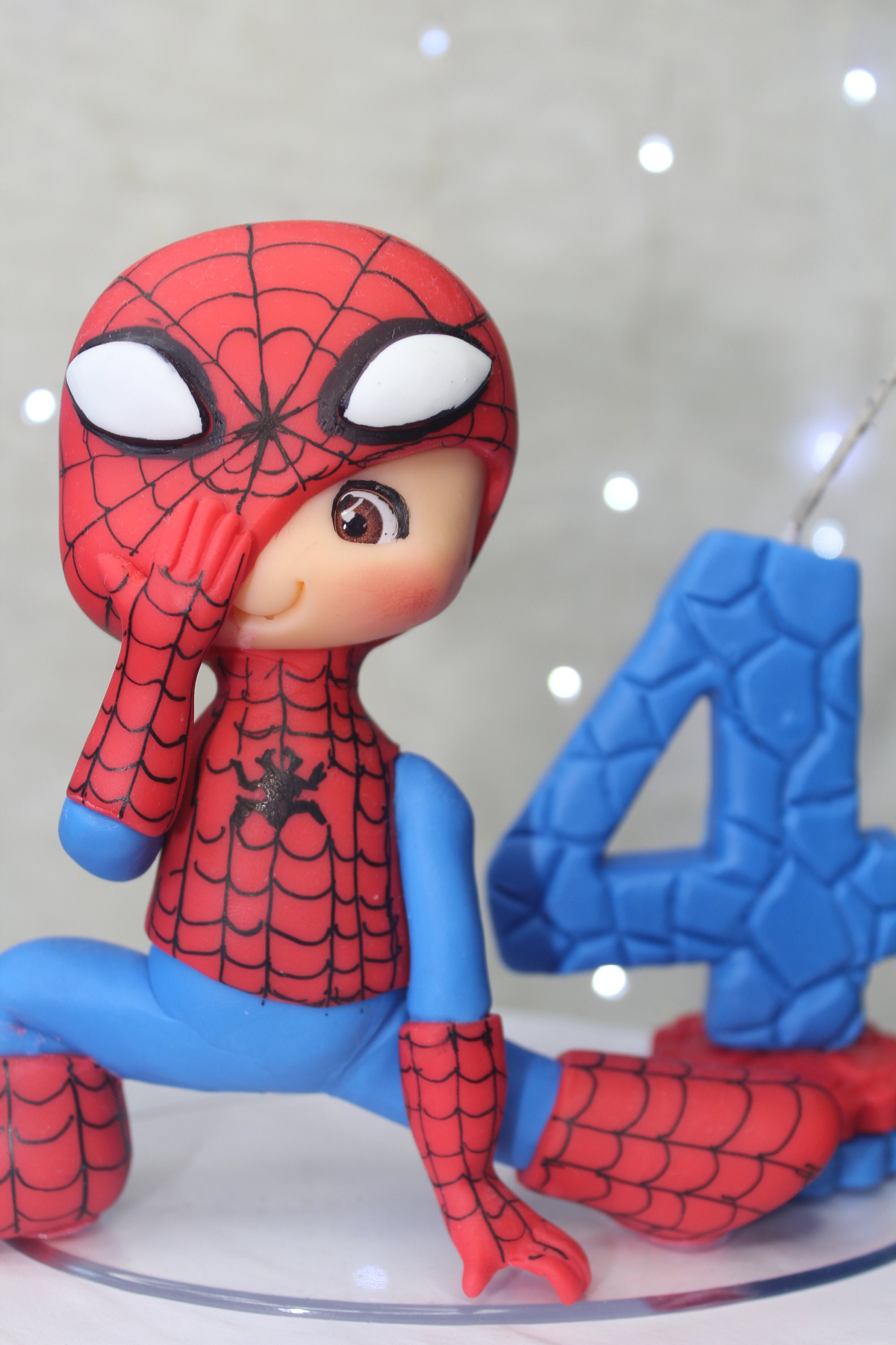 Disney Spiderman Anime Figure Poupées pour Enfants, Super ForeSpider Man,  Veilleuse, Cadeau pour Enfants, Ornements de Décoration Intérieure