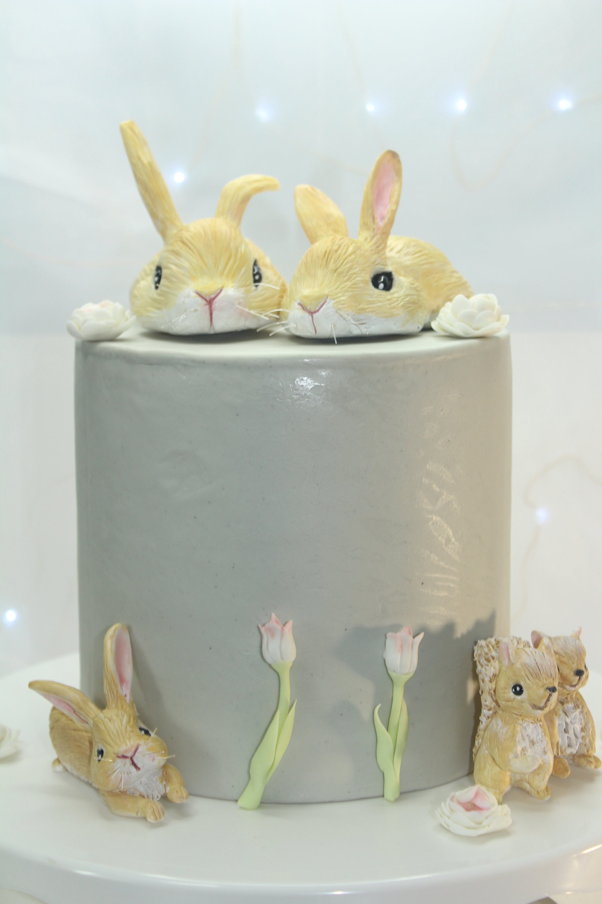 Rabbits in Fondant Cake Topper, Easter, Cold Porcelain, Fondant Cake ...