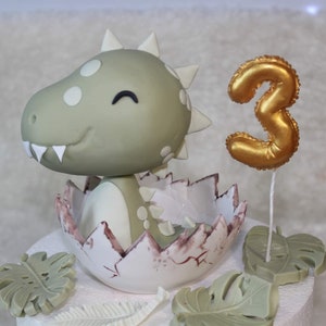 dinosaur cake topper in fondant or cold porcelain,baby dinosaur,dinosaur eggshell