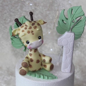 Giraffe topper, animals cake topper, jungle cake topper, grass cake topper, critters cake topper, safari fondant, giraffe candle, cold porcelain
