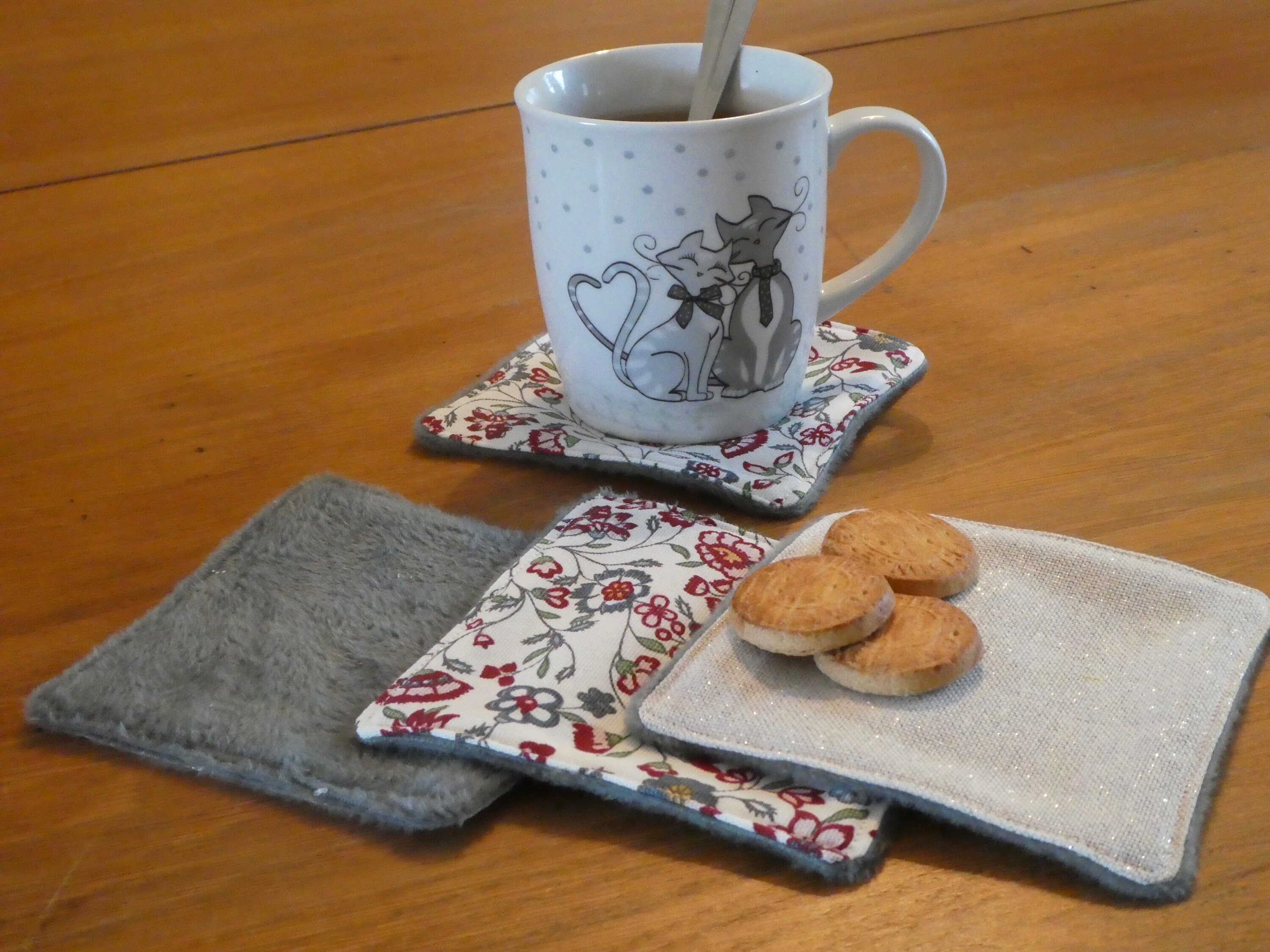 Sous-Tasse en Tissu