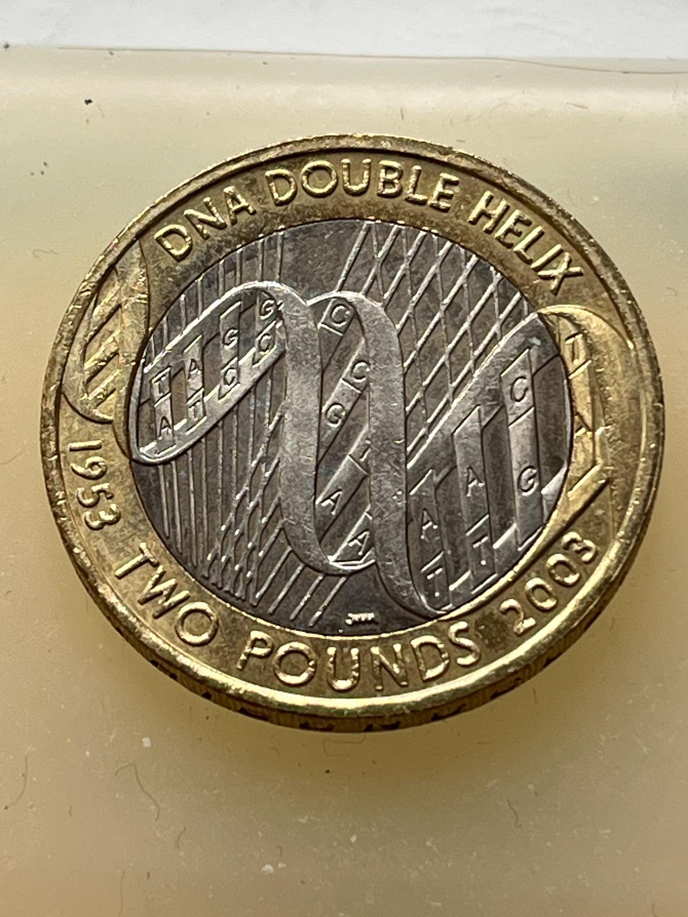 2003年 DNA発見記念2ポンド硬貨 - Etsy 日本