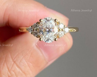 Oval Cut Moissanite Cluster Wedding Ring, 18K Solid Yellow Gold Engagement Ring, Unique Women Diamond Proposal Ring, Anniversary Gift