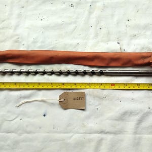 Barrena Sandvik (10 mm x 400 mm) con funda original. Prácticamente sin uso. [002677]