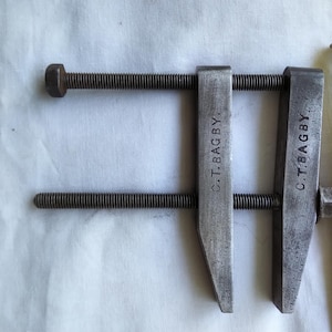 Small engineers clamp in good working condition. A toolmaker&#39;s test piece. [001819]