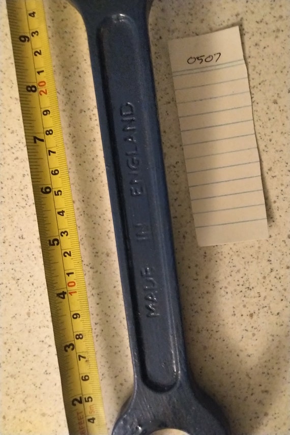 Duck Foot Basin Wrench 3 4 and 1 2 in Almost New Condition