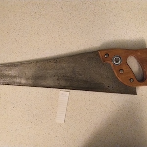 Spear & Jackson 22&quot; Panel saw/ Rip Saw in very good condition. Cleaned Set and ready for use.