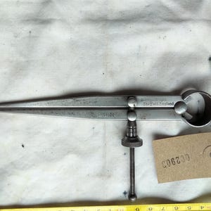 Medium (7 inch) engineers spring dividers by Moore & Wright. Serviced and Ready to work. {002903]