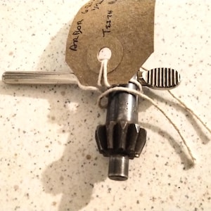 Jacobs chuck key Size K 2 with 1/4&quot; arbor and 11 teeth. Very slightly worn item but clean and ready to go.