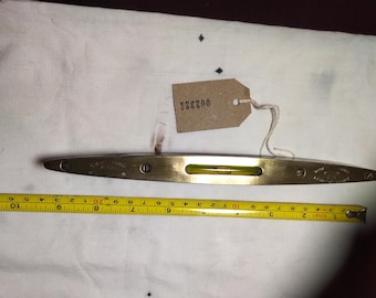 Mathieson Wasserwaage "Boot" oder ""Torpedo"" aus Rosenholz und Messing. Komplett restauriert und wohnfertig. [002321]