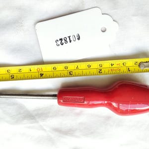 Stanley no 1 Phillips screwdriver in excellent condition, cleaned and refurbished ready for use. [001823]