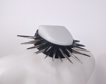 Thick Spiky Leather Collar, Punk Goth Spiked Necklace, Trendy Kawaii  Scene Jewelry, Submissive Bondage Choker, Unisex Collar Made to Size