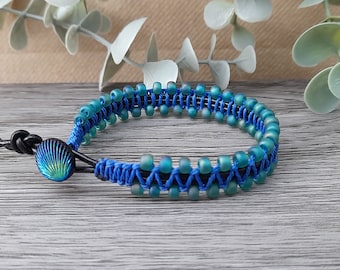 Single wrap beaded bracelet, blue green Beaded wrap Bracelet, Beaded Macrame, friendship bracelet, Leather Bracelet, knotted bracelet