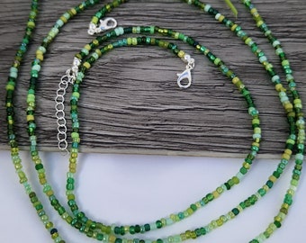 Groene enkele streng kralen ketting, kralen ketting, gemengde groene kralen ketting, zaad kralen ketting, kralen kettingen, mix kralen ketting