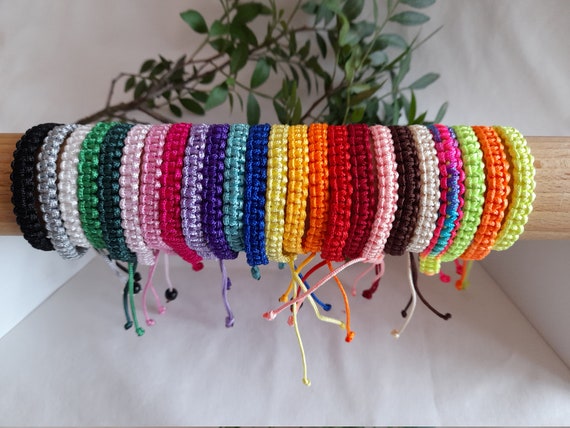 Make It Real: Macrame DIY Friendship Bracelets - Create Unique Cord Charm  Bracelets, Master 8 Knotting Techniques, 114 Pieces, Tweens & Girls Ages 8+