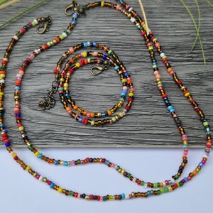 Single strand beaded necklace, multicoloured, 2 bead sizes used, random colours, multicoloured beaded necklace, seed bead necklace, Autumn