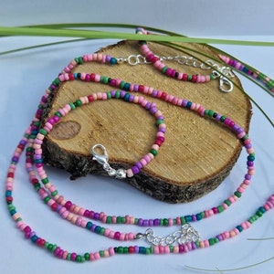 Pink snd green Single strand beaded necklace, beaded necklace, Mixed bead necklace, seed bead necklace, pink beaded necklaces