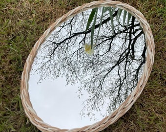 Miroir en rotin