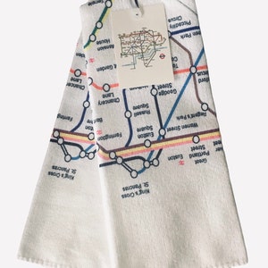 Torchon London Tube - La carte emblématique pour votre cuisine.