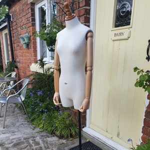 Female / Ladies Shop Display Mannequin 'Charlotte'