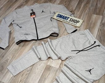 jordan tracksuit canada