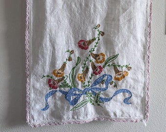 Vintage Embroidery Table Runner Dresser Scarf Floral Embroidery