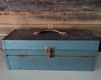Vintage Companion Tool Box Metal Box With Inner Tray. Rust and