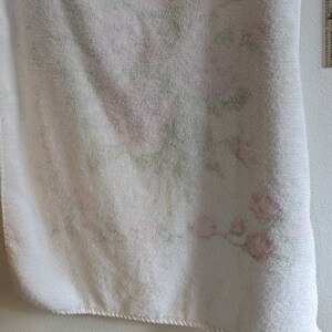 Pink Rose Urna Fiorita Towel main image 1