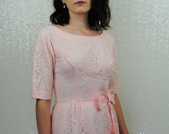 Late 1950s/ Early 1960s Pale Pink Lace Cocktail Dress - Sm