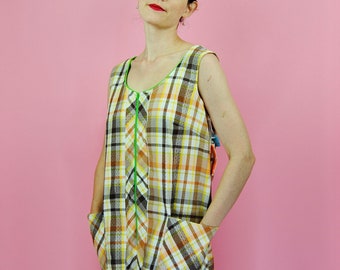 NOS 1960s Vintage Brown and Orange Plaid Front Zip Smock Shift Style House Dress - Lg to XL