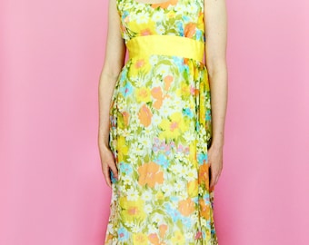 1960s Yellow Empire Waist Maxi Dress: Quilted Embroidered Fit & Flare  Ruffle - Size Small - Etsy