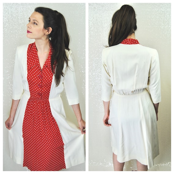 1940s Vintage Unique Cream Day Dress with Red Pol… - image 1