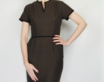 1950s 1960s Vintage Brown & Black Chevron Wiggle Dress with Pockets- XS to Sm