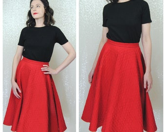 1950s Vintage Red Quilted Circle Poodle Skirt - Sm