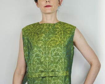1950s 1960s Vintage Iridescent Green and Blue Brocade Sleeveless Blouse or Top - Md