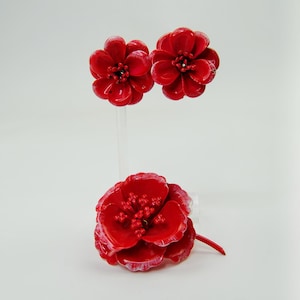 1960s 1970s Vintage Red Enamel Flower Brooch Pin and Clip-on No Pierce Earrings Set