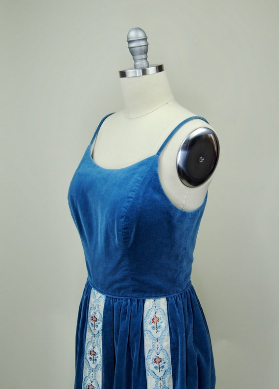 RARE 1960s Vintage Ice Blue Velvet Ballet Core Dr… - image 5