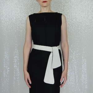 1960&#39;s Vintage Classic Black Sheath Wiggle Dress with Sash - XS to Sm