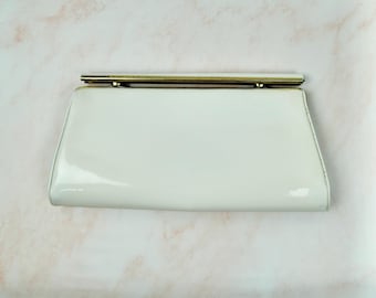 1960s Vintage Off White and Gold Tone Vinyl Purse Clutch