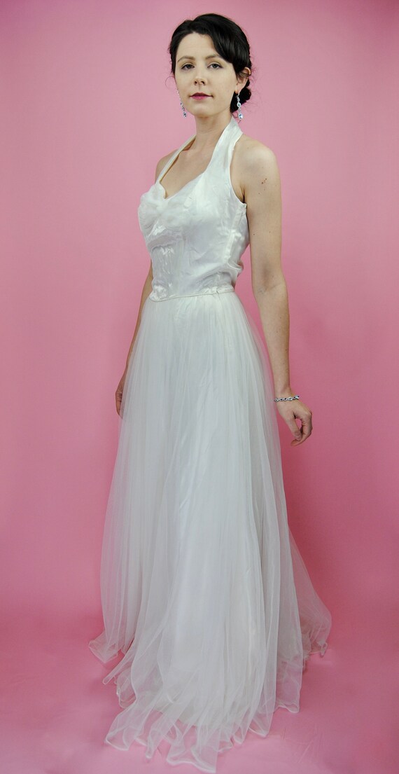 Vintage 1950s Halter Summer Wedding Gown with Tul… - image 4