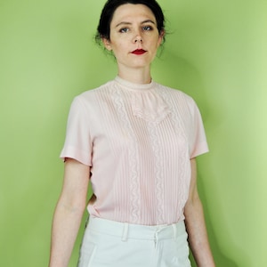 1950s Vintage Pastel Pink Blouse or Top with Jabot Style Collar - Sm