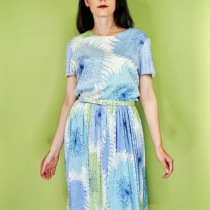 1960s Vintage Stony Brook Blue Green & Cream Floral Summer Day Dress with Belt - Md to Lg