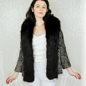 1950s 1960s Vintage Townley Short Cream & Black Wool Coat or Jacket with Fur Trim Collar - Xs to Sm