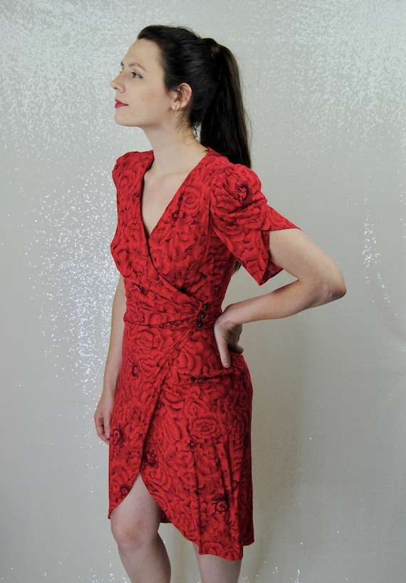 1980s Visionz Red Floral Wrap Summer Sun Dress - … - image 5
