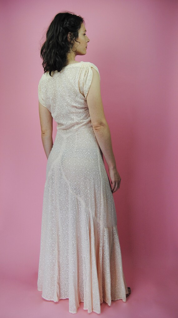 1930s pale Pink Devoré burnout Patterned Lawn Dre… - image 3