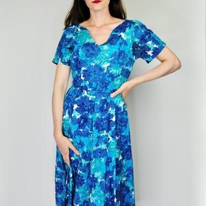 1950s Vintage Bright Blue Floral Cotton Summer Day Dress - Sm