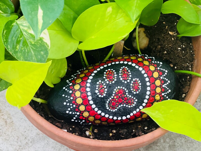 Personalized Dog and Cat Memorial Stones with Paw Print: Waterproof Memorial Garden Gifts For Pet Loss, Dog Loss Sympathy Gift image 7
