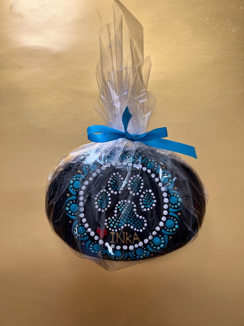 Personalized Dog and Cat Memorial Stones with Paw Print: Waterproof Memorial Garden Gifts For Pet Loss, Dog Loss Sympathy Gift image 16